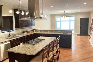 4906 N Kruger Ave, Chicago, IL 60630 - Photo 3
