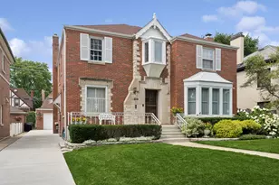 6026 N Forest Glen Ave, Chicago, IL 60646 - Photo 1