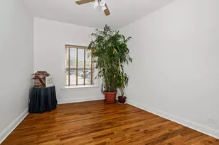 1629 W North Shore Dr, Chicago, IL 60626 - Photo 13