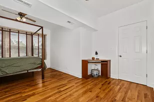 1629 W North Shore Dr, Chicago, IL 60626 - Photo 9