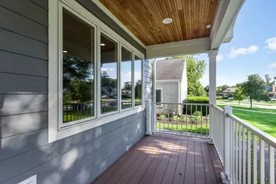1113 S Gables Boulevard, Wheaton, IL 60189 - Photo 3