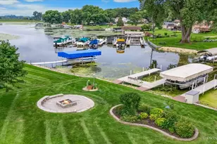 2614 Lauderdale Ct, McHenry, IL 60051 - Photo 3
