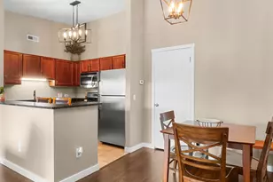 1565 Raymond Dr, Naperville, IL 60563 - Photo 7