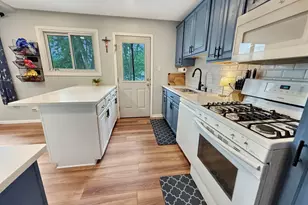 14710 Holly Ct, Orland Park, IL 60462 - Photo 9