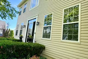 416 Ptarmigan Pl, Lindenhurst, IL 60046 - Photo 3