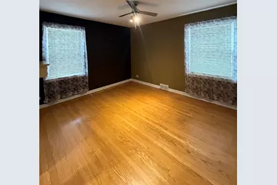 479 N Elm Avenue, Elmhurst, IL 60126 - Photo 9