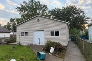 141 S Jefferson Ave, Bradley, IL 60915 - Photo 9