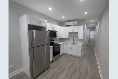 7050 W Higgins Avenue #1E, Chicago, IL 60656 - Photo 3