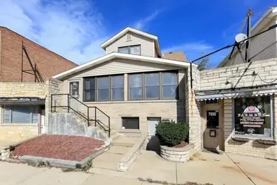 7050 W Higgins Avenue #1E, Chicago, IL 60656 - Photo 1