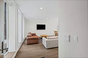 1320 W Lexington St, Chicago, IL 60607 - Photo 15