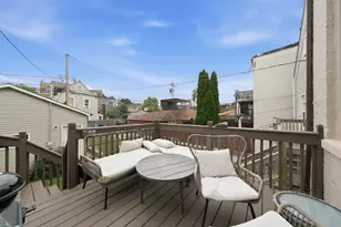 2826 W Wellington Ave, Chicago, IL 60618 - Photo 21