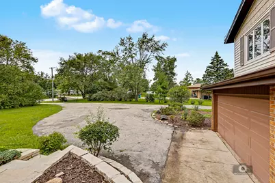15555 Wolf Road, Orland Park, IL 60467 - Photo 9