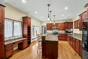 15555 Wolf Rd, Orland Park, IL 60467 - Photo 17