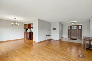 15555 Wolf Rd, Orland Park, IL 60467 - Photo 11