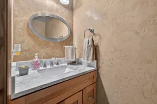 551 Foxford Rd, Bartlett, IL 60103 - Photo 15