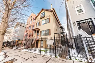 2643 N Southport Ave, Chicago, IL 60614 - Photo 1
