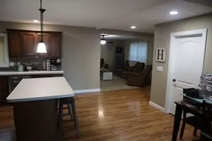 117 4th St, Walnut, IL 61376 - Photo 3