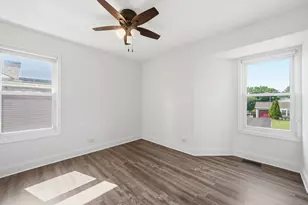 1885 Eastman Ln, Hanover Park, IL 60133 - Photo 19