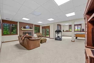 713 Fox Glen Dr, Saint Charles, IL 60174 - Photo 41