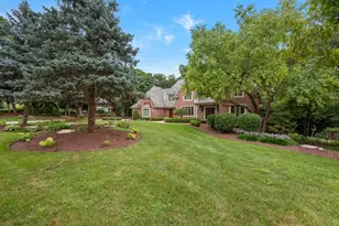 713 Fox Glen Dr, Saint Charles, IL 60174 - Photo 5