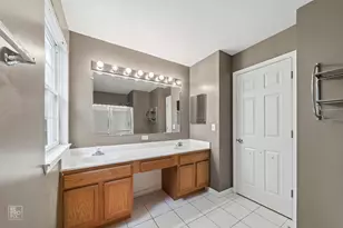 1738 Windward Ct, Naperville, IL 60563 - Photo 7