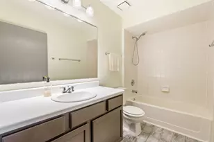 349 Sheffield Dr, Schaumburg, IL 60194 - Photo 11