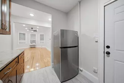 1354 W Greenleaf Avenue #1B, Chicago, IL 60626 - Photo 5
