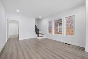 8219 S Throop St, Chicago, IL 60620 - Photo 3