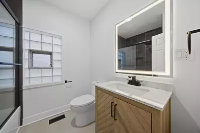 8219 S Throop Street, Chicago, IL 60620 - Photo 13