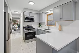 5624 N Mango Ave, Chicago, IL 60646 - Photo 5