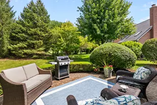 2506 Royal St Georges Ct, Saint Charles, IL 60174 - Photo 9
