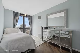 1122 N Clark St, Chicago, IL 60610 - Photo 17