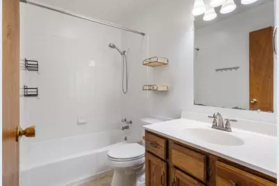2305 Glenoak Drive, Champaign, IL 61821 - Photo 27