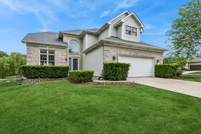 615 Wood Creek Drive, Antioch, IL 60002 - Photo 1
