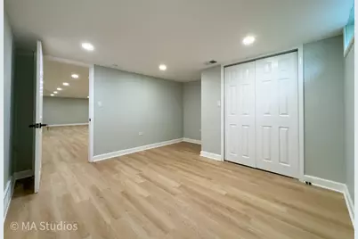 4256 Golf Road, Skokie, IL 60076 - Photo 31