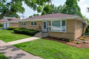 4256 Golf Rd, Skokie, IL 60076 - Photo 1
