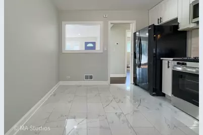 4256 Golf Road, Skokie, IL 60076 - Photo 15