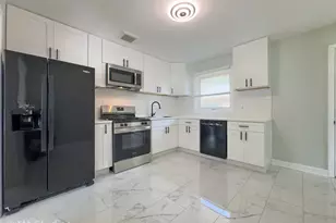 4256 Golf Rd, Skokie, IL 60076 - Photo 17