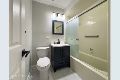 4256 Golf Road, Skokie, IL 60076 - Photo 27