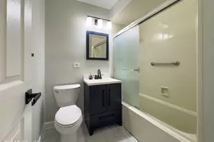 4256 Golf Rd, Skokie, IL 60076 - Photo 27