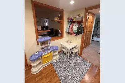 8253 N Washington Street, Niles, IL 60714 - Photo 17