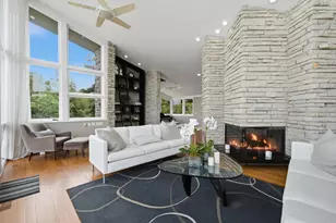 130 N Dee Rd, Park Ridge, IL 60068 - Photo 3