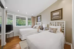 130 N Dee Rd, Park Ridge, IL 60068 - Photo 29