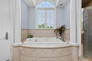 151 Palmer Cir, Vernon Hills, IL 60061 - Photo 29