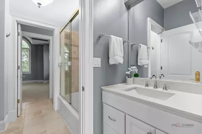 151 Palmer Circle, Vernon Hills, IL 60061 - Photo 35