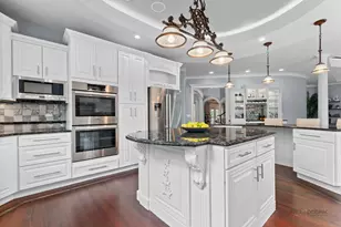 151 Palmer Cir, Vernon Hills, IL 60061 - Photo 15