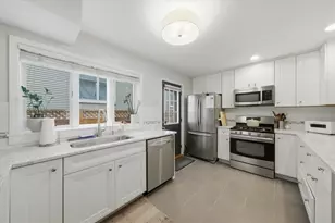 1903 W Sunnyside Ave, Chicago, IL 60640 - Photo 11