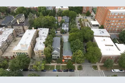 1903 W Sunnyside Avenue, Chicago, IL 60640 - Photo 29