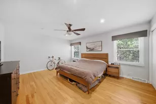 1903 W Sunnyside Ave, Chicago, IL 60640 - Photo 13