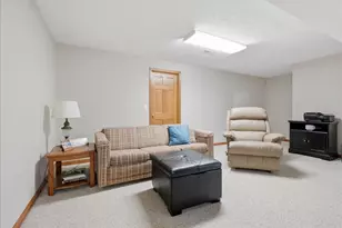 1404 Broad Creek Rd, Bloomington, IL 61704 - Photo 39